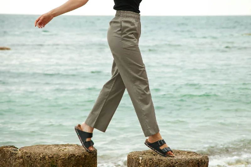 Women's Straight Leg Trousers